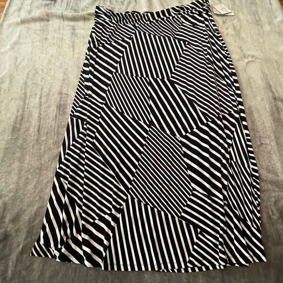 COPY - Liz Claiborne Plus Size Maxi Skirt - Picture 2 of 7